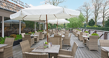 Terras van Fletcher Hotel-Restaurant Prinsen